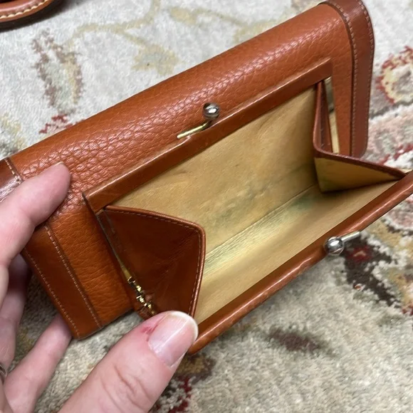 Vintage Dooney & Burke purse and matching wallet - Picture 12 of 14